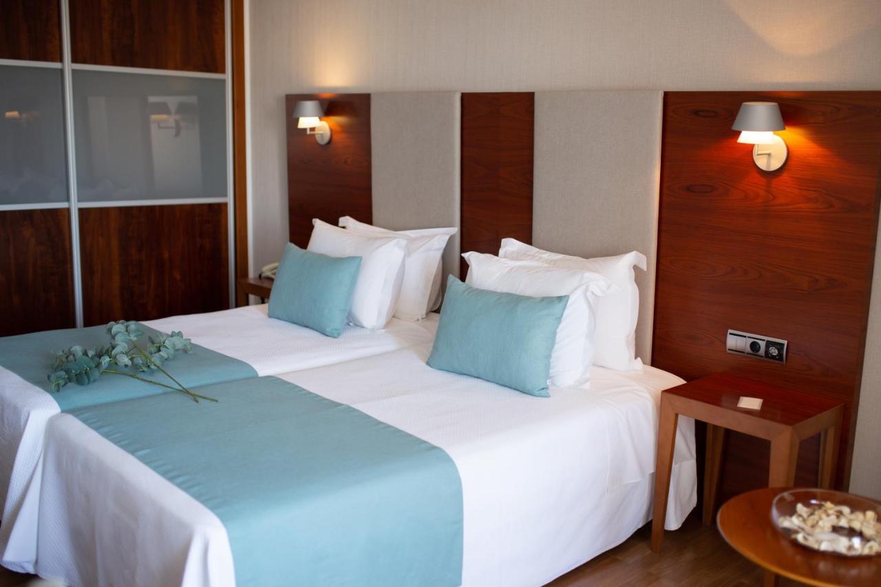 Hotel El Trebol Carboneras Bagian luar foto